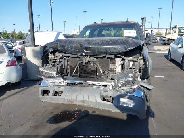 Продажа на аукционе авто 2005 Chevrolet Silverado 2500hd Lt, vin: 1GCHK23275F964816, номер лота: 45942123