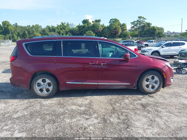 2017 Chrysler Pacifica Touring-l Plus მანქანა იყიდება აუქციონზე, vin: 2C4RC1EG9HR708632, აუქციონის ნომერი: 45942134