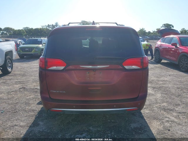 2017 Chrysler Pacifica Touring-l Plus მანქანა იყიდება აუქციონზე, vin: 2C4RC1EG9HR708632, აუქციონის ნომერი: 45942134