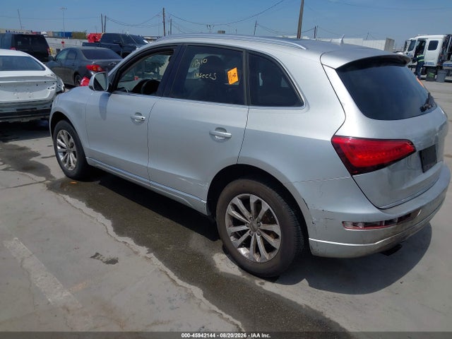 Audi Q5 2.0t Premium 2014 WA1CFAFP1EA043134 Image 3