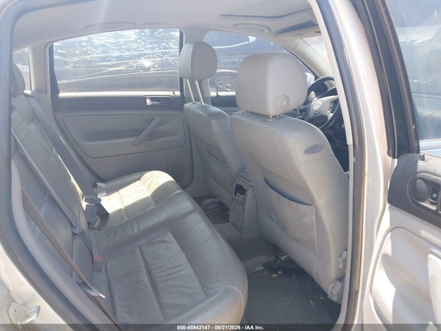 45942147 :رقم المزاد ، WVWPD63B12P032131 vin ، 2002 Volkswagen Passat Gls مزاد بيع