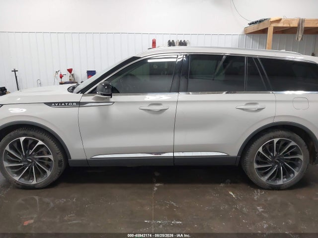 Продажа на аукционе авто 2020 Lincoln Aviator Reserve, vin: 5LM5J7XCXLGL02668, номер лота: 45942174