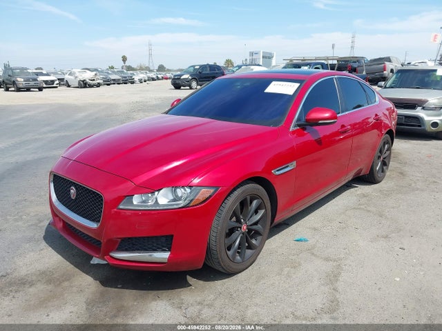 SAJBD4BN2HCY31170 Jaguar Xf 20d Premium