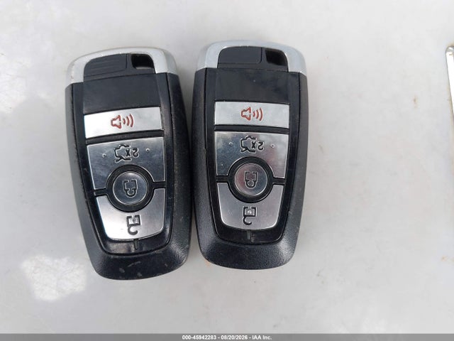 45942283 :رقم المزاد ، 3FA6P0HD0KR158117 vin ، 2019 Ford Fusion Se مزاد بيع