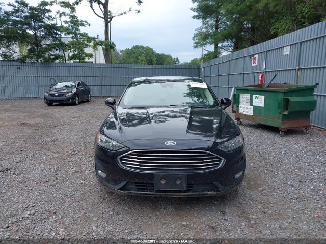 45942283 :رقم المزاد ، 3FA6P0HD0KR158117 vin ، 2019 Ford Fusion Se مزاد بيع