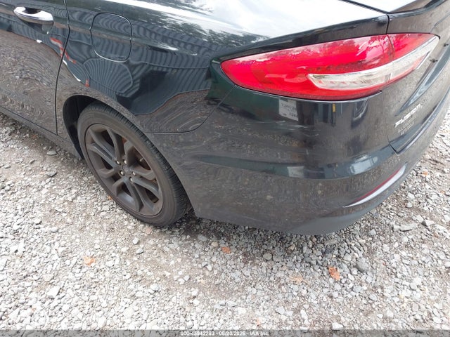45942283 :رقم المزاد ، 3FA6P0HD0KR158117 vin ، 2019 Ford Fusion Se مزاد بيع