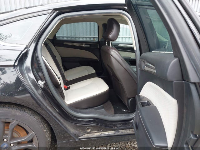 45942283 :رقم المزاد ، 3FA6P0HD0KR158117 vin ، 2019 Ford Fusion Se مزاد بيع