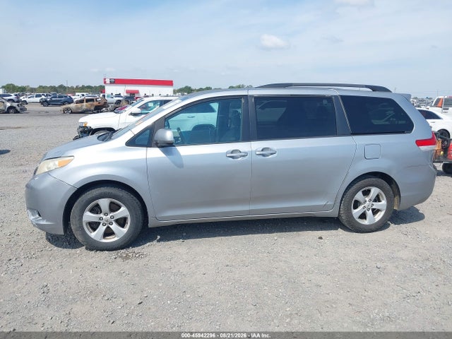 Aukcja sprzedaży 2011 Toyota Sienna Le V6, vin: 5TDKK3DCXBS078729, numer aukcji: 45942296