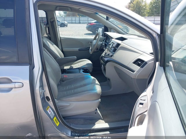 Aukcja sprzedaży 2011 Toyota Sienna Le V6, vin: 5TDKK3DCXBS078729, numer aukcji: 45942296