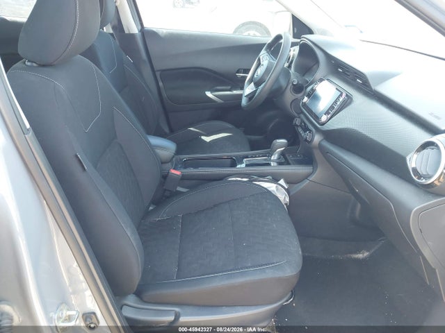 45942327 :رقم المزاد ، 3N1CP5CV7NL505785 vin ، 2022 Nissan Kicks Sv Xtronic Cvt مزاد بيع