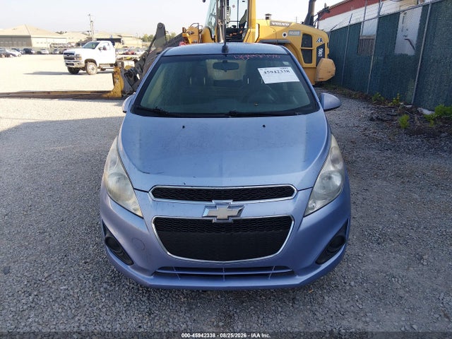 Продажа на аукционе авто 2014 Chevrolet Spark Ls Auto, vin: KL8CB6S90EC468105, номер лота: 45942338
