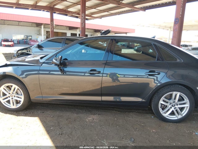 45942342 :رقم المزاد ، WAUGNAF40HN016470 vin ، 2017 Audi A4 Premium مزاد بيع