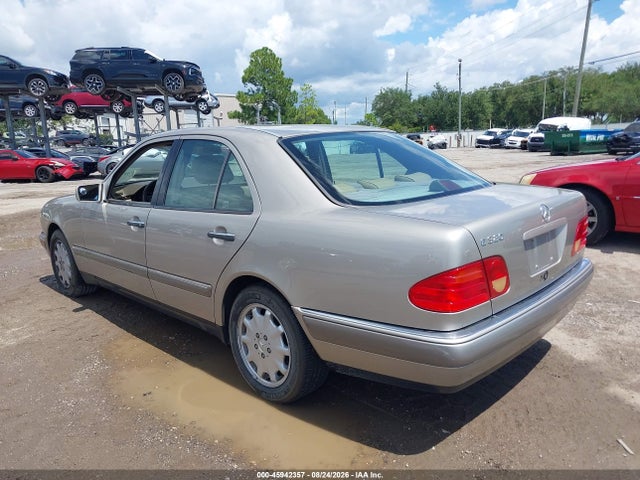45942357 :رقم المزاد ، WDBJF55F2VA337556 vin ، 1997 Mercedes-benz E 320 مزاد بيع