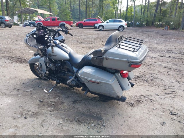 Harley-Davidson FLTRK 2024 1HD1KZF17RB638264 Image 3