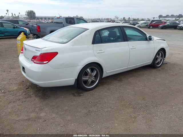 2006 Toyota Avalon Touring მანქანა იყიდება აუქციონზე, vin: 4T1BK36B26U084557, აუქციონის ნომერი: 45942368