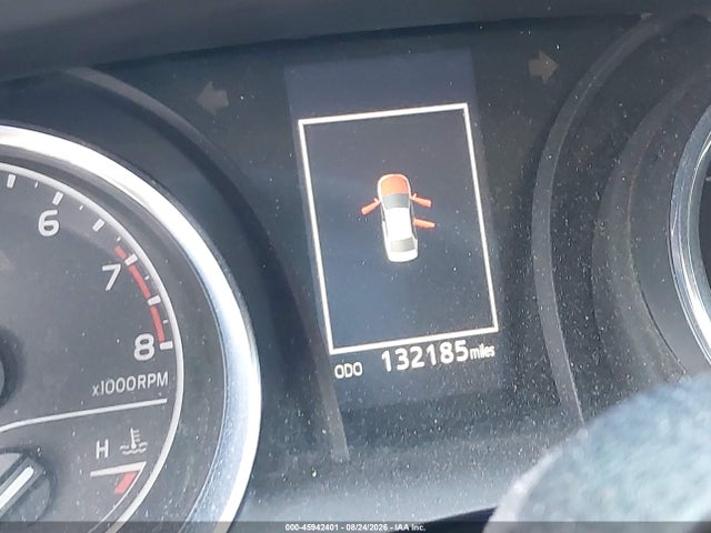 Toyota CAMRY LE 2019 4T1B11HK8KU172298 Image 16