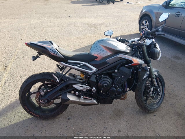 45942402 :رقم المزاد ، SMTA614K4RTBR8425 vin ، 2024 Triumph Motorcycle Street Triple 765 Rs مزاد بيع