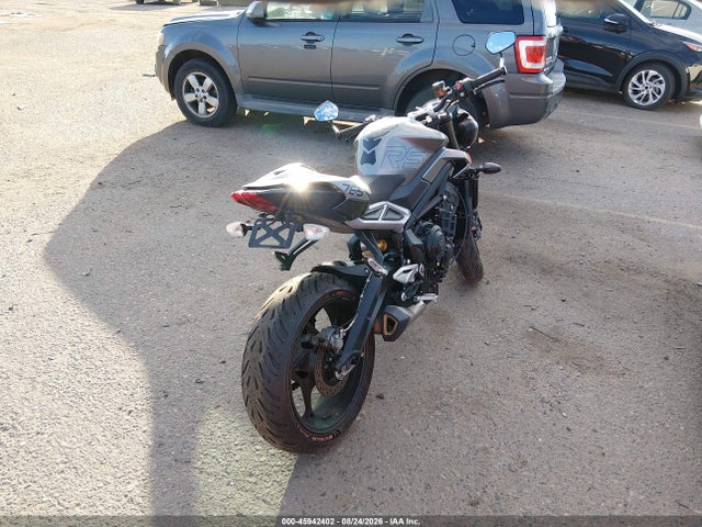 45942402 :رقم المزاد ، SMTA614K4RTBR8425 vin ، 2024 Triumph Motorcycle Street Triple 765 Rs مزاد بيع