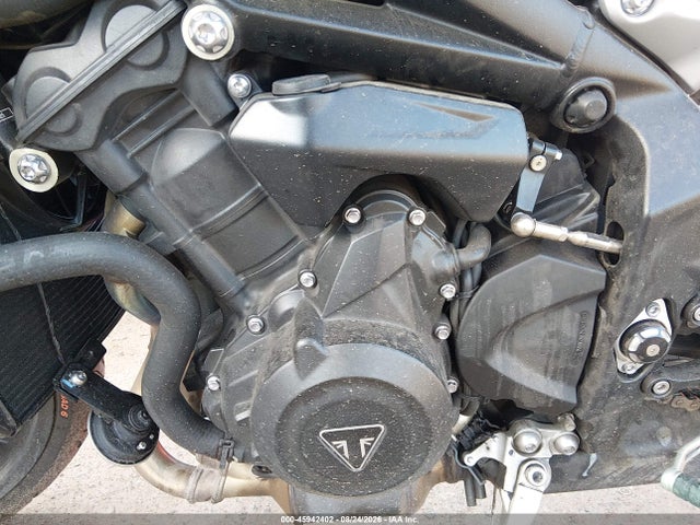 45942402 :رقم المزاد ، SMTA614K4RTBR8425 vin ، 2024 Triumph Motorcycle Street Triple 765 Rs مزاد بيع
