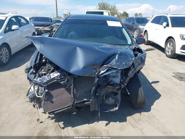 5YFBURHE4GP498320 Toyota COROLLA LE
