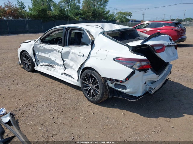 45942421 :رقم المزاد ، 4T1G11AK1RU892052 vin ، 2024 Toyota Camry Se مزاد بيع