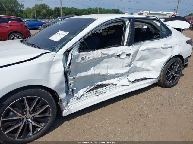 45942421 :رقم المزاد ، 4T1G11AK1RU892052 vin ، 2024 Toyota Camry Se مزاد بيع