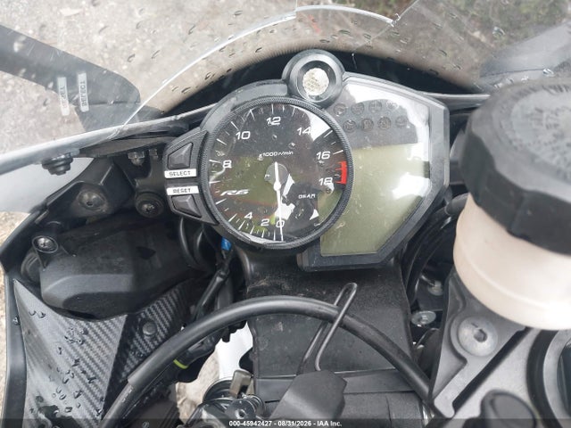 Yamaha YZFR6 2017 JYARJ28E2HA002396 Image 7