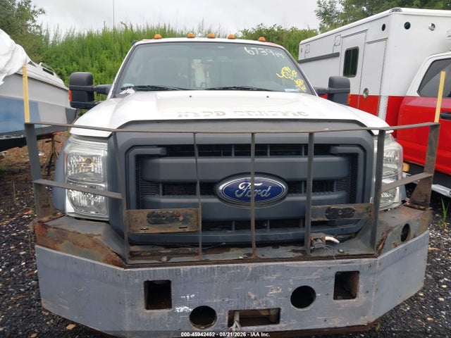 45942452 :رقم المزاد ، 1FDUF5HT8EEB42727 vin ، 2014 Ford F-550 Chassis Xl مزاد بيع