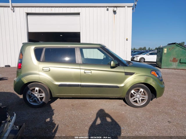 Продажа на аукционе авто 2010 Kia Soul +, vin: KNDJT2A21A7118705, номер лота: 45942501