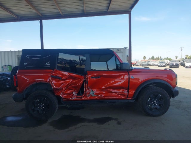 45942505 :رقم المزاد ، 1FMDE1BH4RLA51259 vin ، 2024 Ford Bronco Black Diamond مزاد بيع