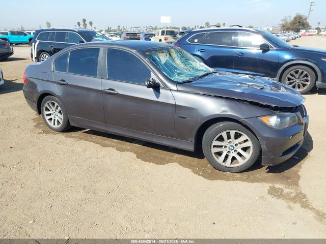 Продажа на аукционе авто 2006 Bmw 325i, vin: WBAVB13596PT22114, номер лота: 45942514