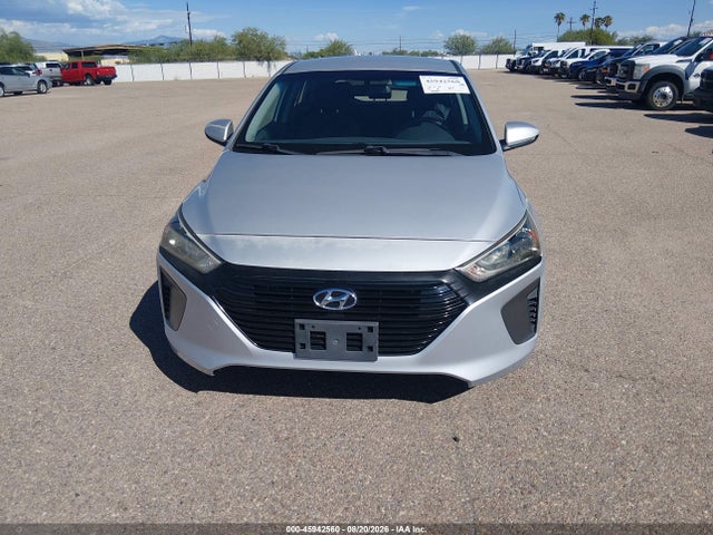 Auction sale of the 2018 Hyundai Ioniq Hybrid Blue, vin: KMHC65LC1JU099982, lot number: 45942560