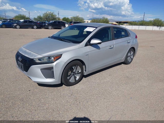 Auction sale of the 2018 Hyundai Ioniq Hybrid Blue, vin: KMHC65LC1JU099982, lot number: 45942560