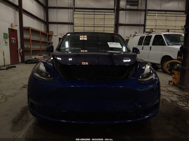 2021 Tesla Model Y Performance Dual Motor All-wheel Drive მანქანა იყიდება აუქციონზე, vin: 5YJYGDEF3MF157631, აუქციონის ნომერი: 45942568