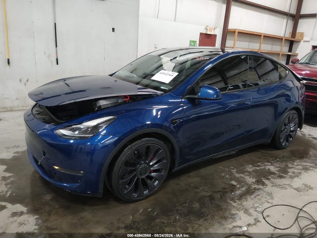 2021 Tesla Model Y Performance Dual Motor All-wheel Drive მანქანა იყიდება აუქციონზე, vin: 5YJYGDEF3MF157631, აუქციონის ნომერი: 45942568