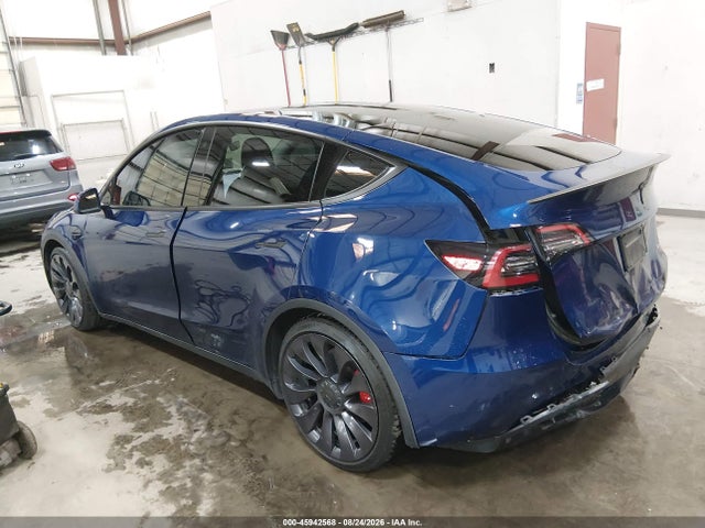 2021 Tesla Model Y Performance Dual Motor All-wheel Drive მანქანა იყიდება აუქციონზე, vin: 5YJYGDEF3MF157631, აუქციონის ნომერი: 45942568