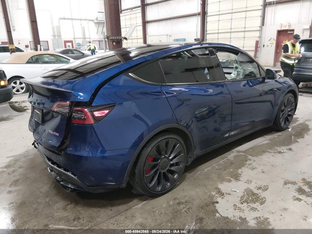 2021 Tesla Model Y Performance Dual Motor All-wheel Drive მანქანა იყიდება აუქციონზე, vin: 5YJYGDEF3MF157631, აუქციონის ნომერი: 45942568