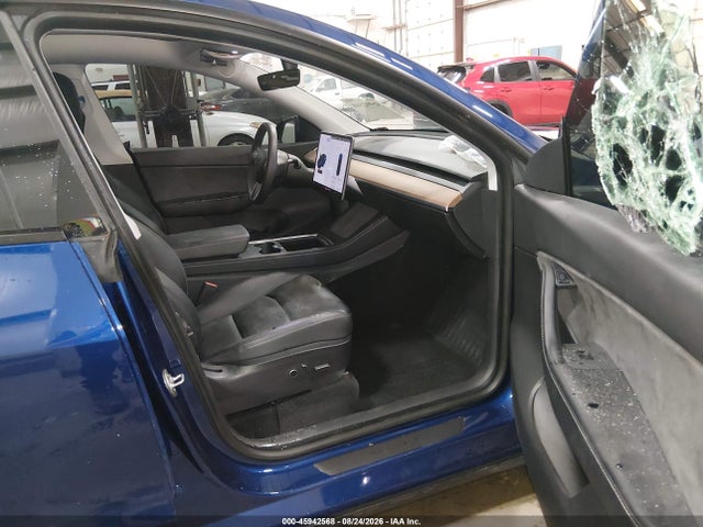 2021 Tesla Model Y Performance Dual Motor All-wheel Drive მანქანა იყიდება აუქციონზე, vin: 5YJYGDEF3MF157631, აუქციონის ნომერი: 45942568