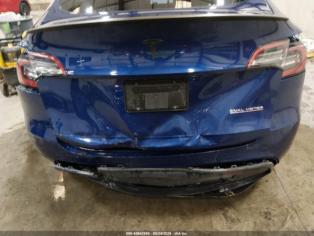 2021 Tesla Model Y Performance Dual Motor All-wheel Drive მანქანა იყიდება აუქციონზე, vin: 5YJYGDEF3MF157631, აუქციონის ნომერი: 45942568