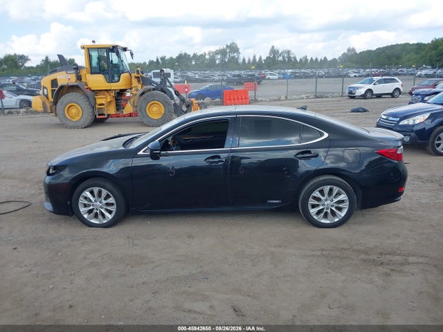 Продаж на аукціоні авто 2013 Lexus Es 300h, vin: JTHBW1GG4D2030241, номер лоту: 45942650