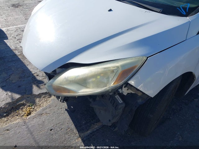 Ford FOCUS S 2014 1FADP3E20EL462658 Image 13