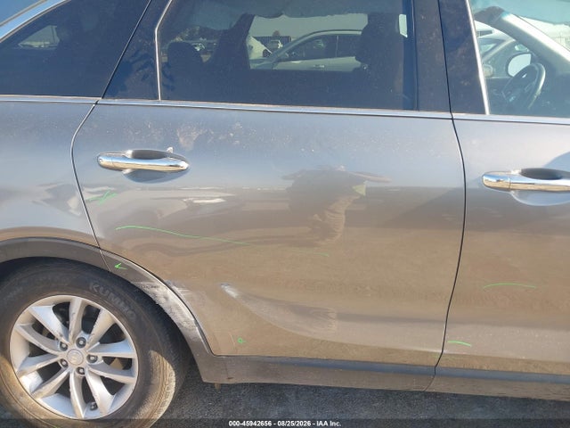 Продажа на аукционе авто 2018 Kia Sorento 2.4l Lx, vin: 5XYPG4A33JG401743, номер лота: 45942656
