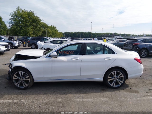 2019 Mercedes-benz C 300 4matic მანქანა იყიდება აუქციონზე, vin: 55SWF8EB7KU310165, აუქციონის ნომერი: 45942686