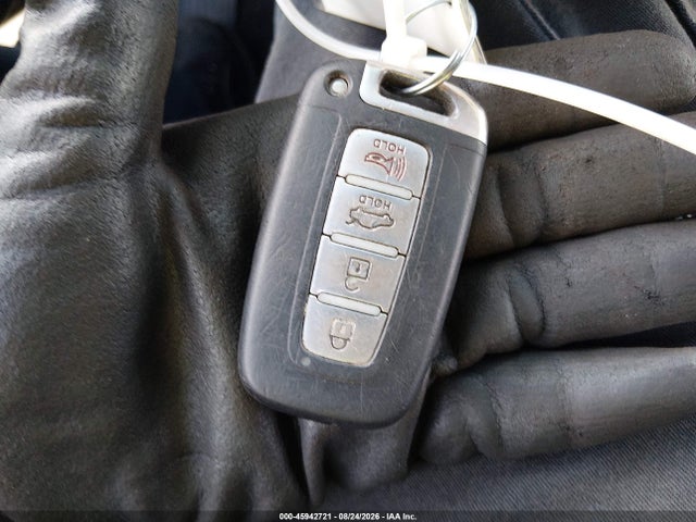 Auction sale of the 2013 Hyundai Elantra Limited, vin: 5NPDH4AE1DH441978, lot number: 45942721