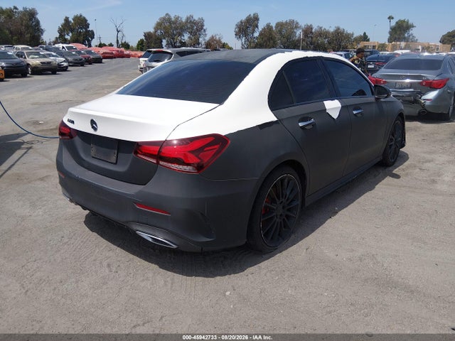 W1K3G4EB7MJ300635 Mercedes-Benz A 220