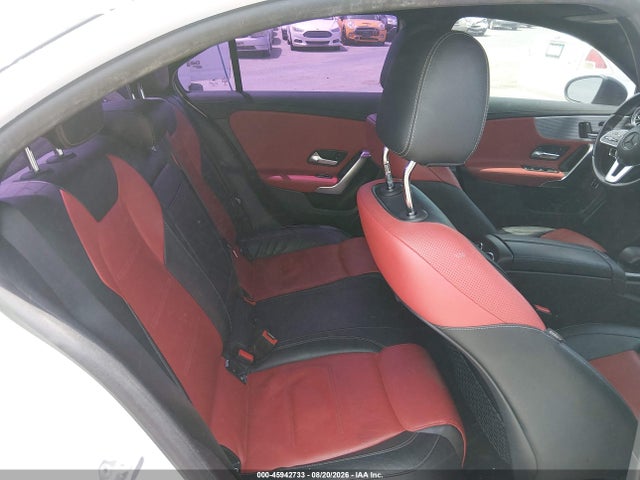W1K3G4EB7MJ300635 Mercedes-Benz A 220