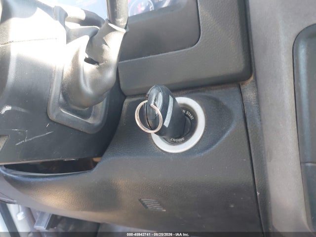 45942741 :رقم المزاد ، 3C6JR6DT1FG539790 vin ، 2015 Ram 1500 Tradesman مزاد بيع