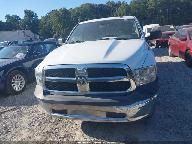 45942741 :رقم المزاد ، 3C6JR6DT1FG539790 vin ، 2015 Ram 1500 Tradesman مزاد بيع