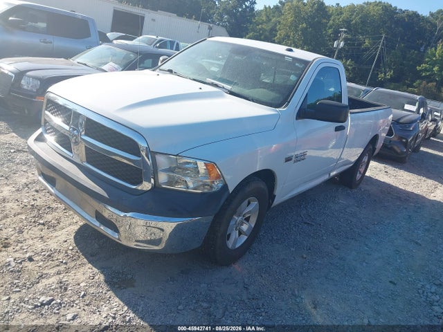 45942741 :رقم المزاد ، 3C6JR6DT1FG539790 vin ، 2015 Ram 1500 Tradesman مزاد بيع