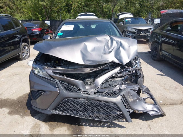 45942747 :رقم المزاد ، 4T1B11HK6KU721416 vin ، 2019 Toyota Camry Se مزاد بيع